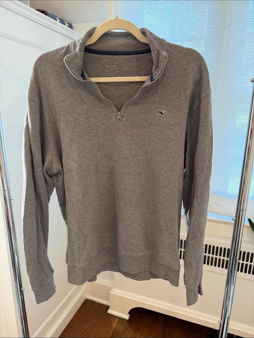 Vineyard Vines Men's Gray Quarter-Zip Pullover